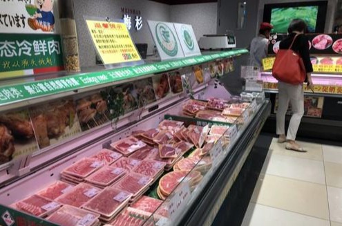 상하이 슈퍼마켓의 돼지고기 판매대[촬영 차대운]
