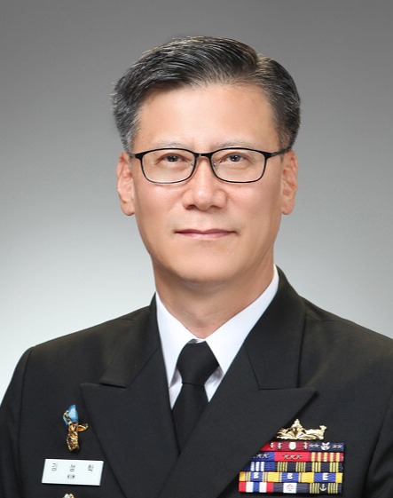 김성학 신임 해군항공사령관.