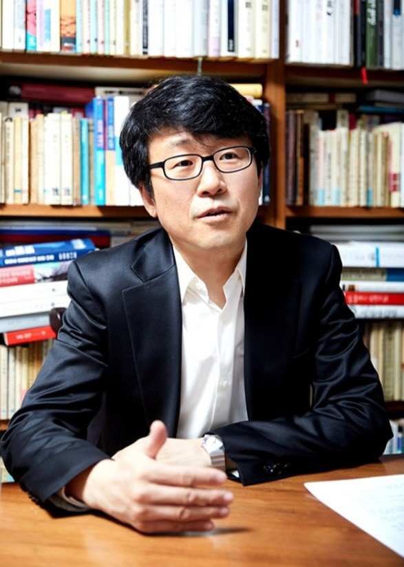 유철균 경북연구원장 "저출산·인구·대학 소멸 위기…지방분권형 국가경제성... - 뉴스 썸네일 이미지