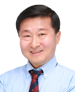 원재천 한동대학교 법학부 교수·국제법센터 소장