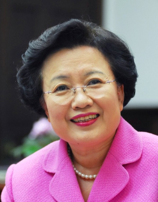 이배용 국가교육위원장이 세계유산 소수서원 첫 여성 원장으로 취임했다