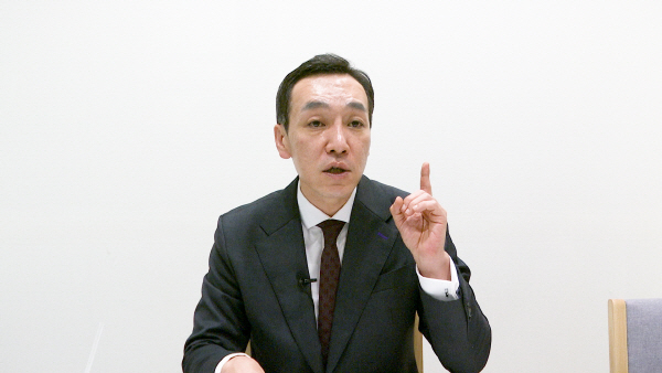 20일 국민의힘 8·22 전당대회 최고위원에 출마한 김민수 후보가 인터뷰에 응하고 있다. 황재승 기자