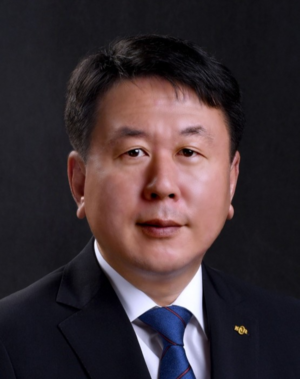 ▲ 이인석 한국공인중개사협회 경산시지회장(더호반공인중개사 대표).