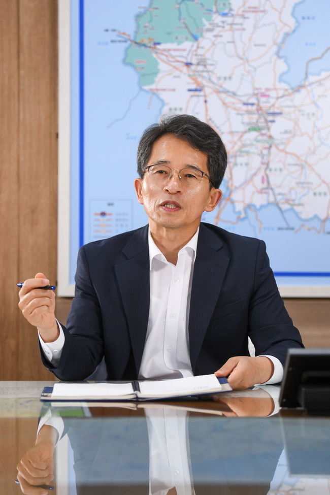 ▲ 유정근 영주시장 권한대행.