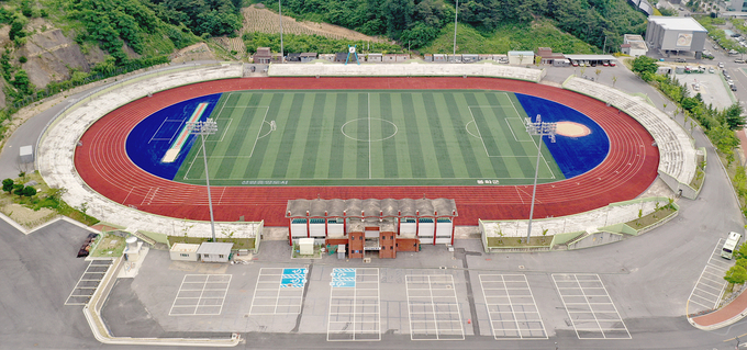 ▲ 봉화공설운동장 전경