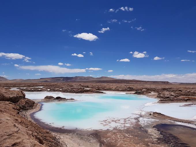 ▲ 아르헨티나 옴브레 무에르토 리튬 염호 모습.