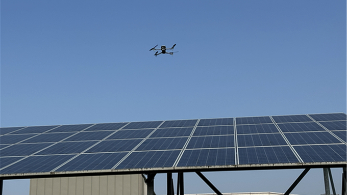 ▲ 드론과 열화상 장비를 통한 자동 진단 체계 도입.