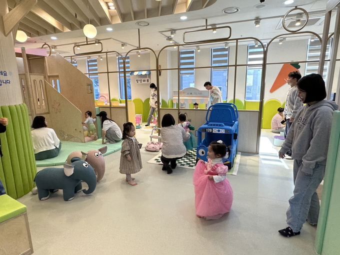 ▲ 경북에서 처음 도입한 육아종합지원센터·장난감도서관 연회비 전액 무료화는 올해도 이어졌다.