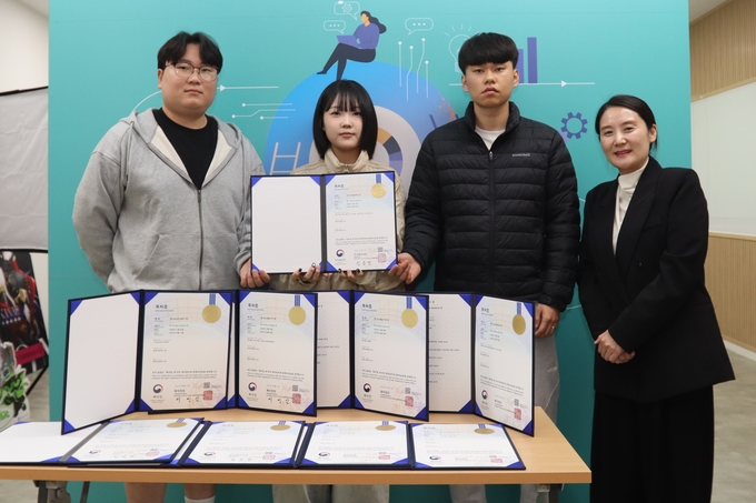 구미대, 산학협력으로 특허 3건 성과...실무형 교육 결실 - 뉴스 썸네일 이미지