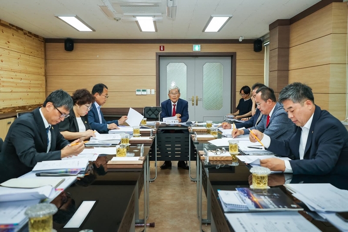 울릉군의회, 상임위·생성형 AI 도입으로 의정 혁신 속도